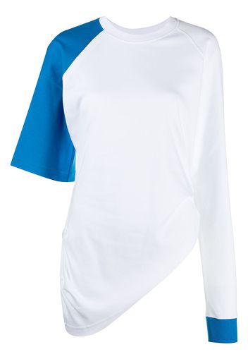 Lourdes T-shirt con maniche asimmetriche - Bianco