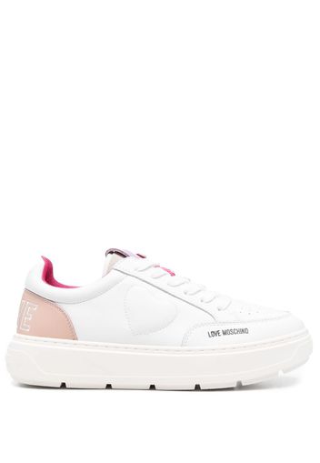 Love Moschino heart-motif low-top sneakers - Bianco