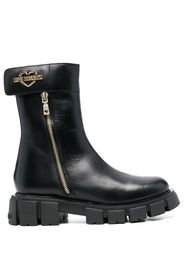 Love Moschino logo-plaque leather boots - Nero