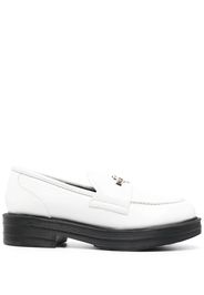 Love Moschino contrasting-sole logo plaque loafers - Bianco