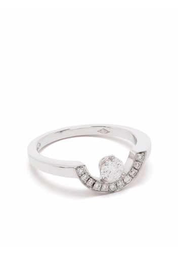 Loyal.e Paris Anello Intrépide Petit Arc in oro bianco 18kt con diamanti - Argento