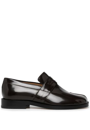 Maison Margiela split toe leather loafers - Marrone