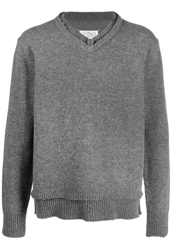 Maison Margiela elbow-patch V-neck jumper - Grigio