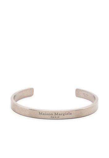 Maison Margiela logo-engraved cuff bracelet - Argento