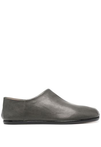 Maison Margiela 10mm Tabi slip-on leather loafers - Grigio