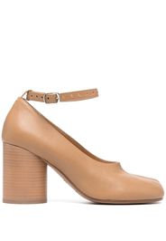 Maison Margiela Tabi ankle-strap pumps - Marrone