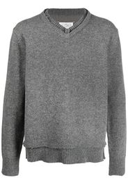 Maison Margiela elbow-patch V-neck jumper - Grigio