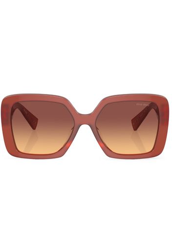 Miu Miu Eyewear Occhiali da sole squadrati con placca logo - Rosso