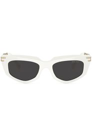 Miu Miu Eyewear chain-embellished cat-eye sunglasses - Bianco