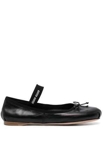 Miu Miu logo-print leather ballerina shoes - Nero