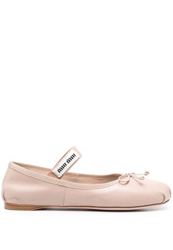 Miu Miu logo-patch ballerina shoes - Rosa