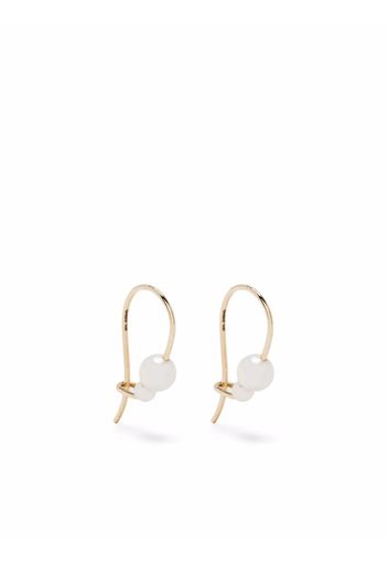 Mizuki 14kt yellow gold double pearl safety pin earrings - Oro