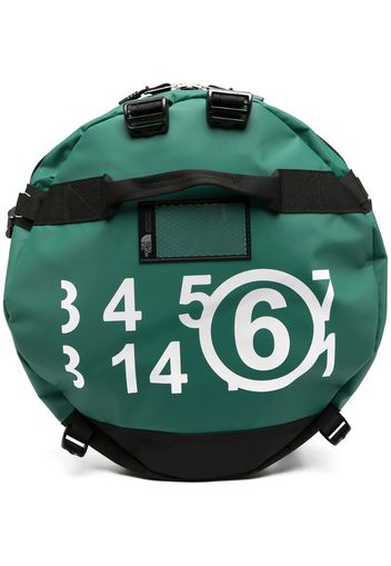 x The North Face round backpack