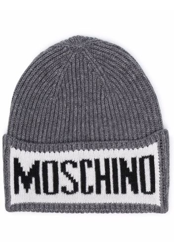 Moschino logo-print knitted beanie - Grigio