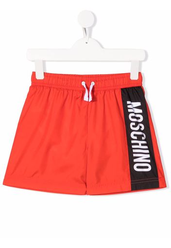 Moschino Kids logo-print swim shorts - Rosso