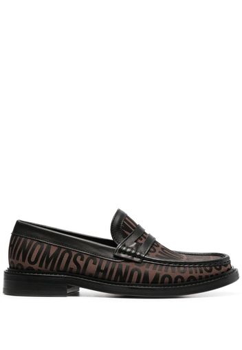 Moschino logo-print loafers - Marrone