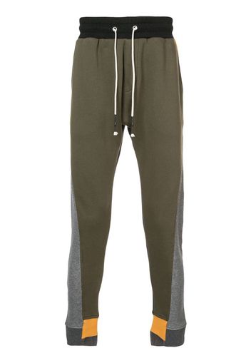 Pantaloni jogger a tasselli cromatici