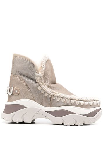 Chunky Eskimo boots