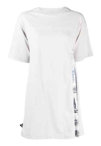 Musium Div. logo-print T-shirt dress - Grigio