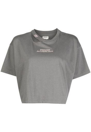 Musium Div. cut-out-detail cropped T-shirt - Grigio