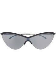 cat eye frame sunglasses