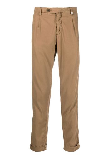 Myths Chino crop - Marrone