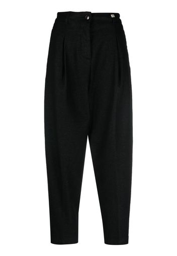 Myths pleated cropped-leg trousers - Nero