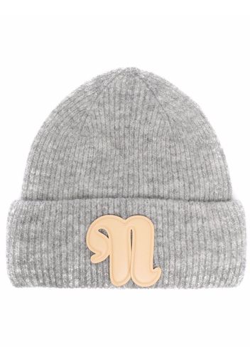 Nanushka logo-patch beanie - Grigio