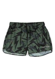 Neil Barrett Kids lightning bolt-print drawstring swim shorts - Verde