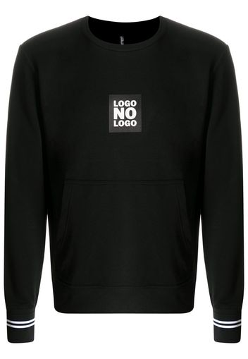 slogan-patch sweatshirt