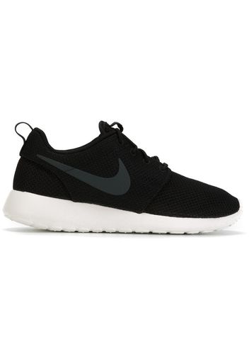 Sneakers Roshe One