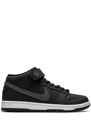 Dunk Mid Pro ISO sneakers