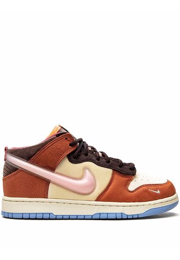 Nike x Social Status Dunk Mid "Chocolate Milk" sneakers - Toni neutri