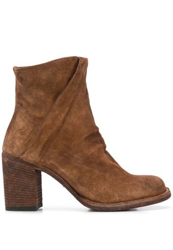 heeled high-ankle boots