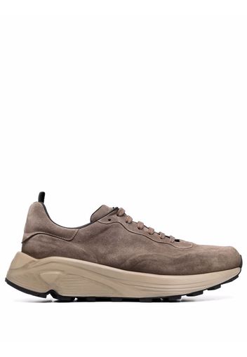 Officine Creative lace-up suede sneakers - Toni neutri