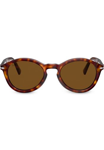 tortoiseshell frame sunglasses