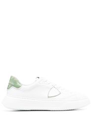 Philippe Model Paris logo-patch low-top sneakers - Bianco