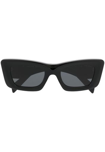 Prada Eyewear Occhiali da sole cat-eye - Nero