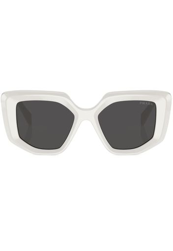 Prada Eyewear cat-eye frame sunglasses - Bianco