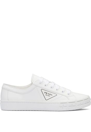 logo print low-top sneakers