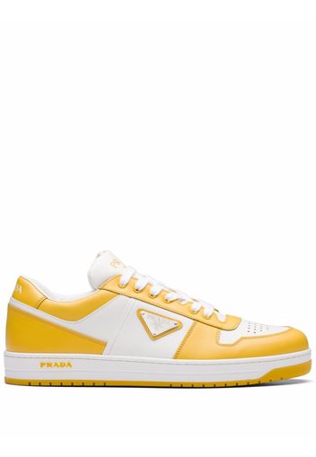 Prada triangle logo-patch low-top sneakers - Bianco