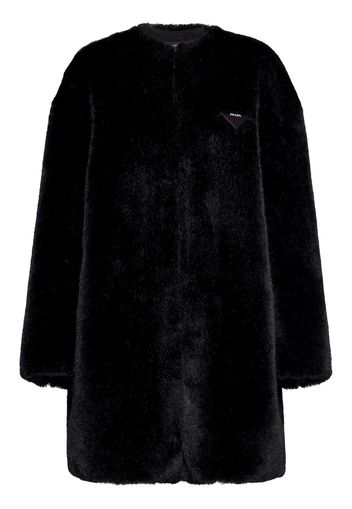 Prada Cappotto Aspen in finta pelliccia - Nero