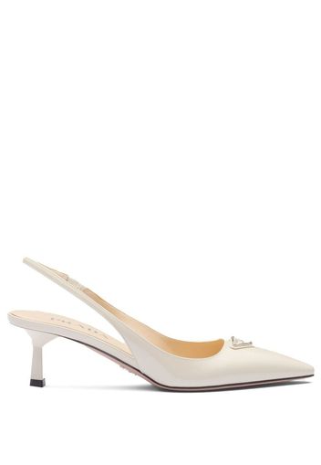 Prada patent-finish triangle-logo pumps - Toni neutri