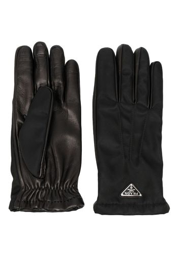 Prada triangle-logo leather gloves - Nero