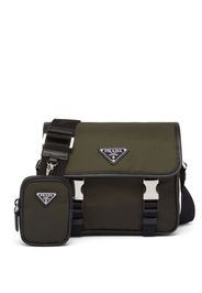 Prada Re-Nylon logo-plaque messenger bag - Verde