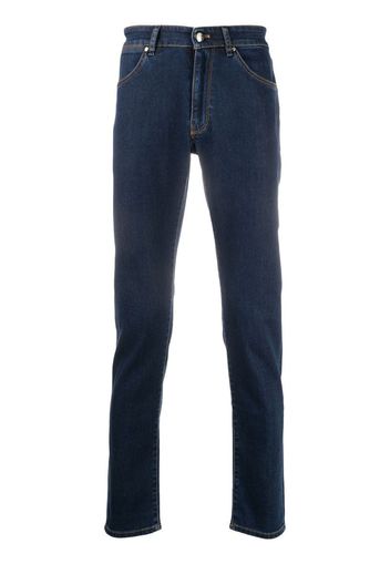 slim fit jeans