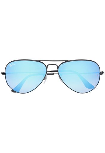 Occhiali da sole modello aviator