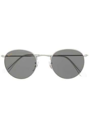 tinted round-frame sunglasses