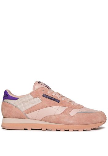 Reebok Special Items Sneakers Classic Leather con inserti - Rosa