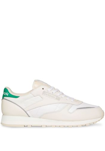 Reebok Special Items Sneakers Classic Leather con inserti - Bianco